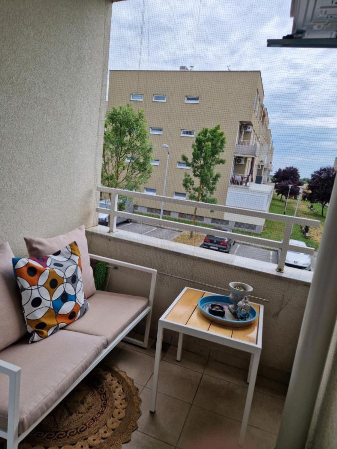 Apartment Rose Sesvete Dış mekan fotoğraf